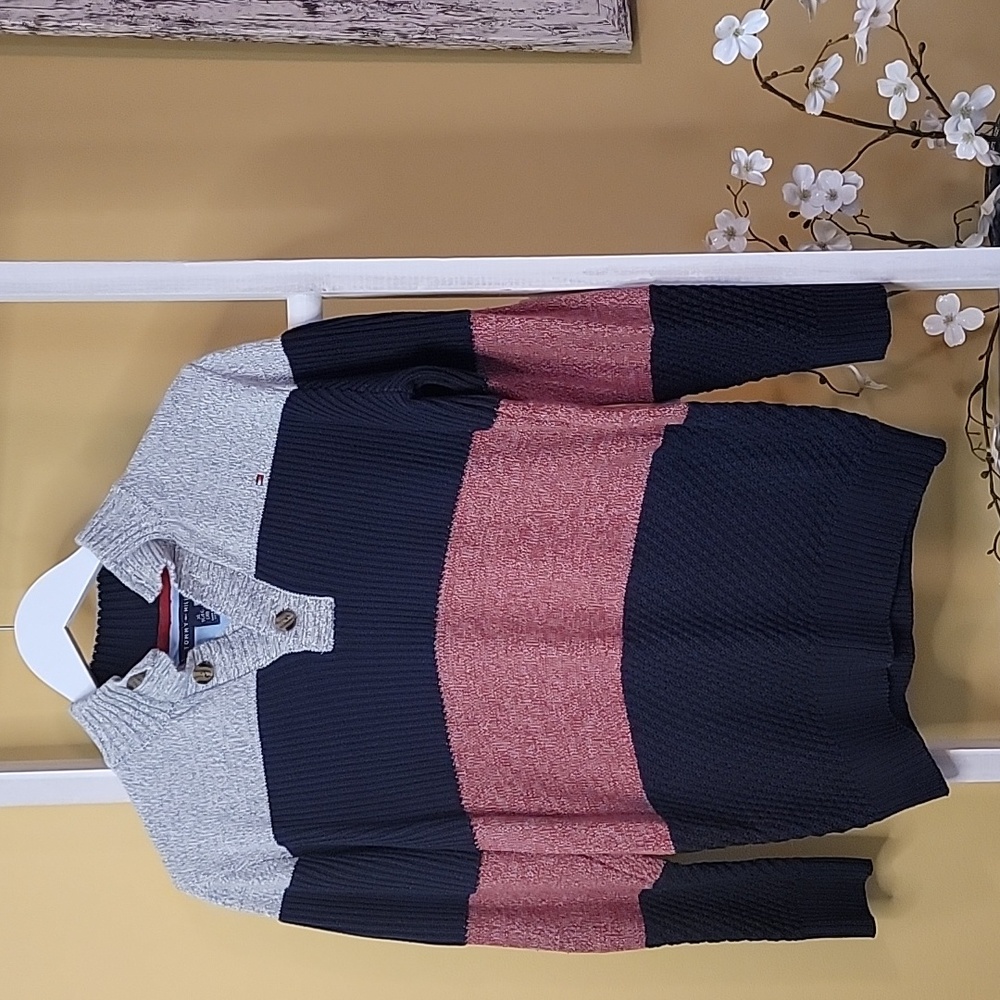 Tommy Hilfiger Boys Size XL 20 Sweater